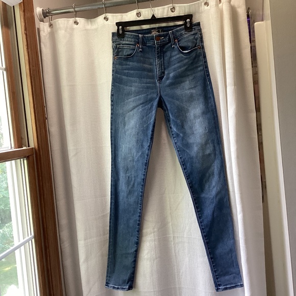 Abercrombie & Fitch Super Skinny High Rise Jeans *6L/28” *  EUC - Picture 2 of 3
